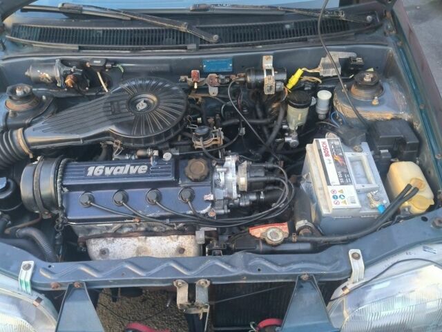 Зеленый Сузуки Свифт, объемом двигателя 1.6 л и пробегом 70 тыс. км за 850 $, фото 4 на Automoto.ua