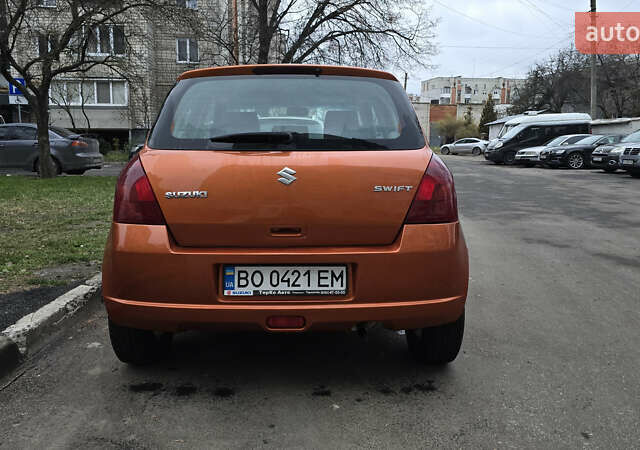 Оранжевый Сузуки Свифт, объемом двигателя 1.33 л и пробегом 196 тыс. км за 4800 $, фото 3 на Automoto.ua