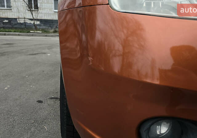 Оранжевый Сузуки Свифт, объемом двигателя 1.33 л и пробегом 196 тыс. км за 4800 $, фото 25 на Automoto.ua