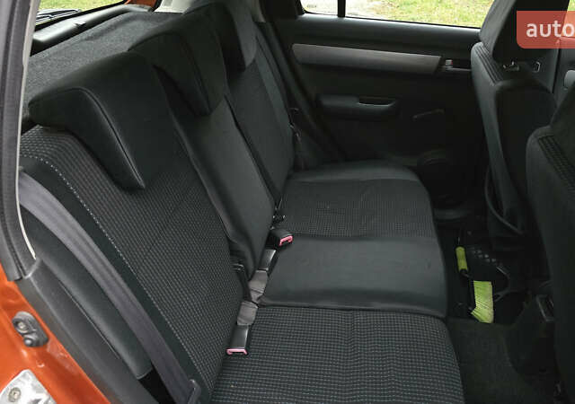 Оранжевый Сузуки Свифт, объемом двигателя 1.33 л и пробегом 196 тыс. км за 4800 $, фото 11 на Automoto.ua