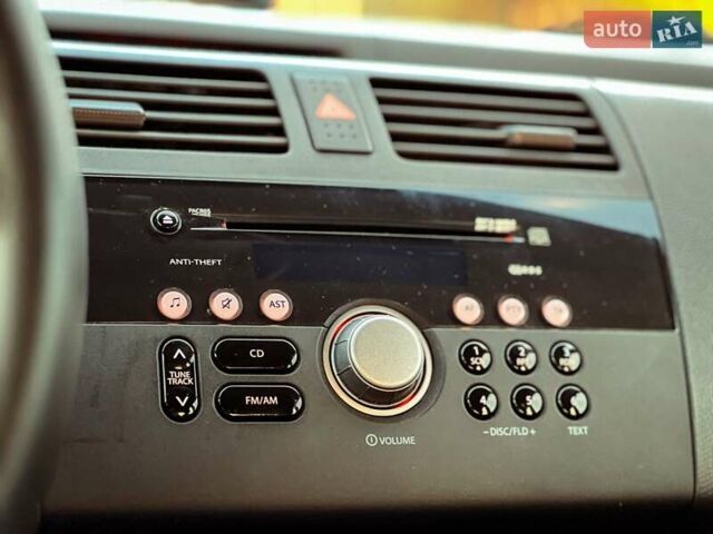 Оранжевый Сузуки Свифт, объемом двигателя 1.33 л и пробегом 120 тыс. км за 5500 $, фото 16 на Automoto.ua
