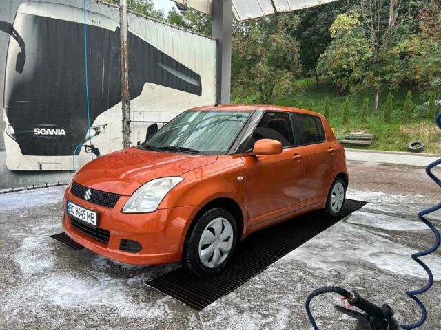 Помаранчевий Сузукі Свифт, об'ємом двигуна 1.3 л та пробігом 159 тис. км за 4500 $, фото 5 на Automoto.ua