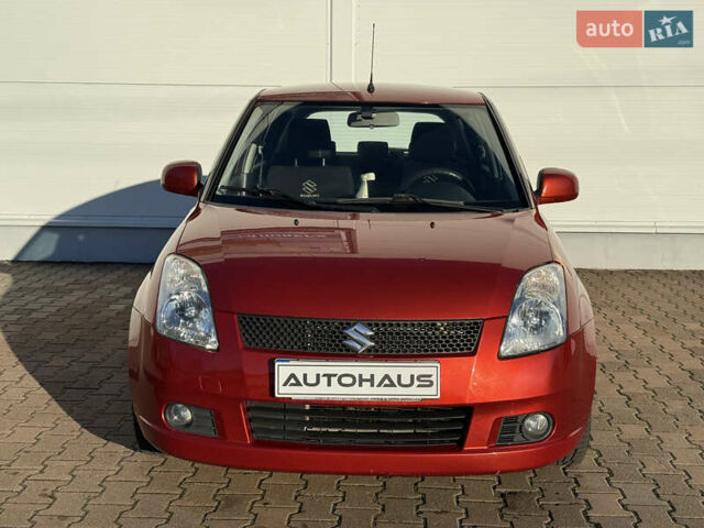 Оранжевый Сузуки Свифт, объемом двигателя 1.49 л и пробегом 217 тыс. км за 6100 $, фото 1 на Automoto.ua
