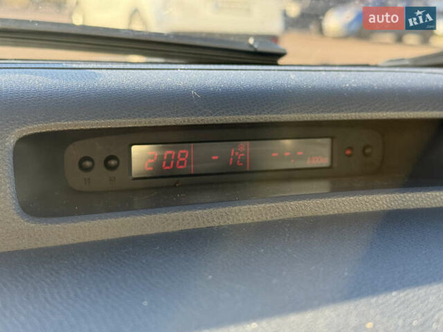 Оранжевый Сузуки Свифт, объемом двигателя 1.49 л и пробегом 217 тыс. км за 6100 $, фото 15 на Automoto.ua