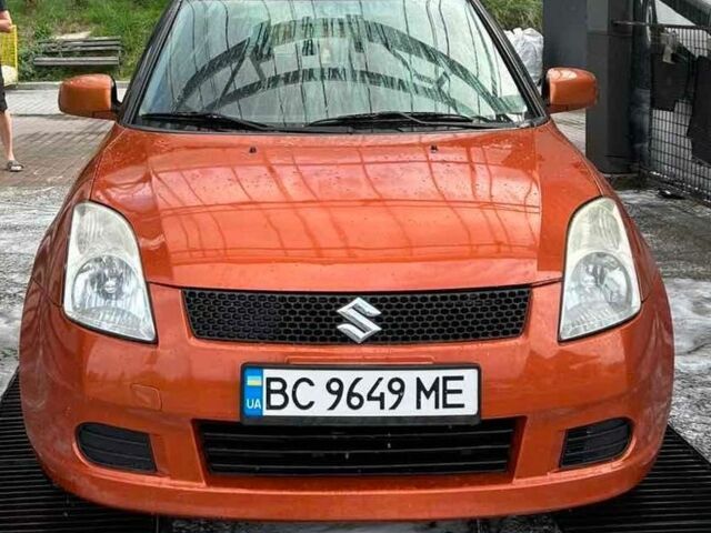 Помаранчевий Сузукі Свифт, об'ємом двигуна 1.3 л та пробігом 159 тис. км за 4500 $, фото 2 на Automoto.ua