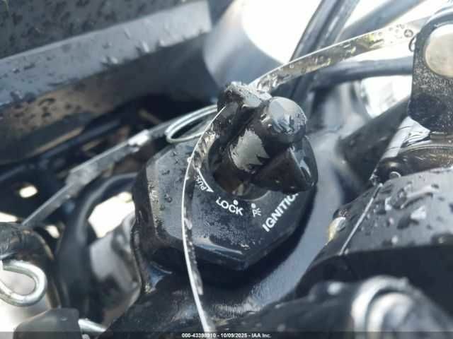 Сузукі В-Шторм, об'ємом двигуна 0.65 л та пробігом 0 тис. км за 1250 $, фото 10 на Automoto.ua