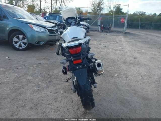 Сузукі В-Шторм, об'ємом двигуна 0.65 л та пробігом 0 тис. км за 1250 $, фото 5 на Automoto.ua