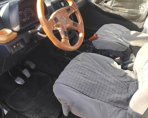 Білий Сузукі Вітара, об'ємом двигуна 1.6 л та пробігом 401 тис. км за 4800 $, фото 2 на Automoto.ua