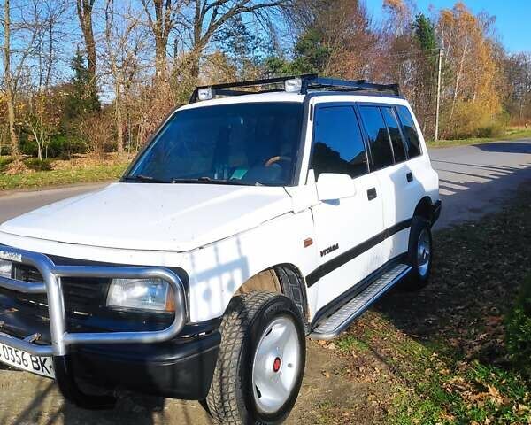 Білий Сузукі Вітара, об'ємом двигуна 1.6 л та пробігом 401 тис. км за 4800 $, фото 4 на Automoto.ua