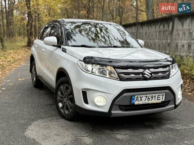 Сузукі Вітара 2017 у Києві на Automoto.ua Білий Сузукі Вітара, об'ємом двигуна 1.59 л та пробігом 61 тис. км за 16500 $, фото 8 на Automoto.ua