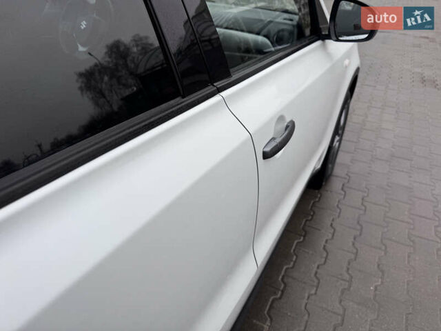 Білий Сузукі Вітара, об'ємом двигуна 1.59 л та пробігом 160 тис. км за 11500 $, фото 14 на Automoto.ua
