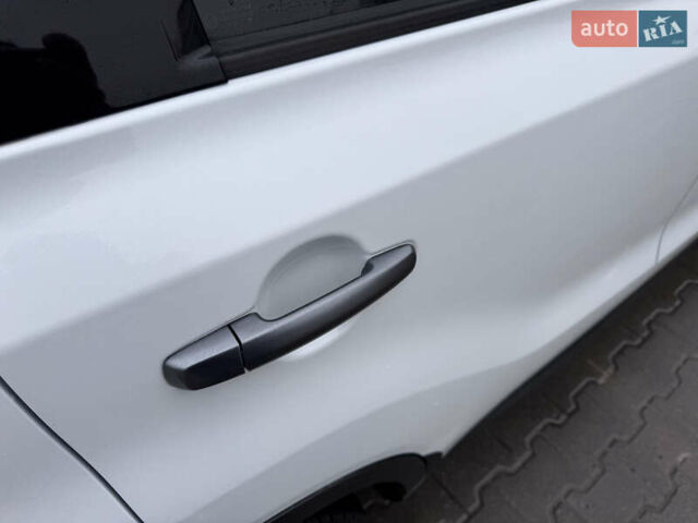 Білий Сузукі Вітара, об'ємом двигуна 1.59 л та пробігом 160 тис. км за 11500 $, фото 15 на Automoto.ua
