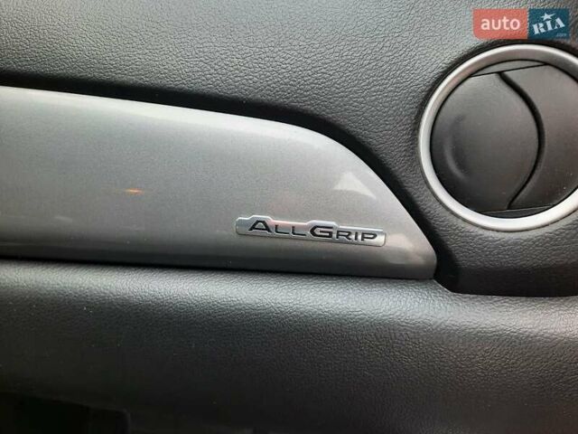 Белый Сузуки Витара, объемом двигателя 1.59 л и пробегом 71 тыс. км за 14999 $, фото 7 на Automoto.ua