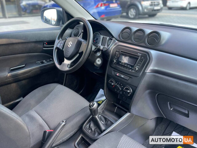 Белый Сузуки Витара, объемом двигателя 1 л и пробегом 114 тыс. км за 13300 $, фото 14 на Automoto.ua