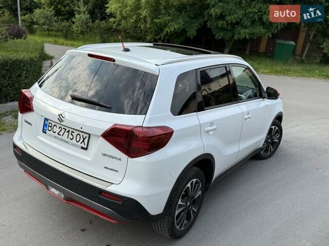 Белый Сузуки Витара, объемом двигателя 1 л и пробегом 90 тыс. км за 17900 $, фото 8 на Automoto.ua