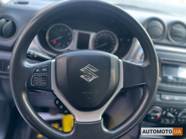 Белый Сузуки Витара, объемом двигателя 1 л и пробегом 114 тыс. км за 13300 $, фото 10 на Automoto.ua