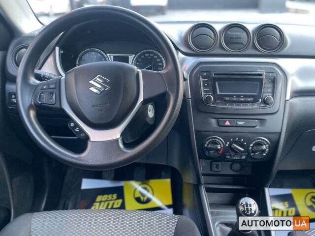 Белый Сузуки Витара, объемом двигателя 1 л и пробегом 114 тыс. км за 13300 $, фото 9 на Automoto.ua