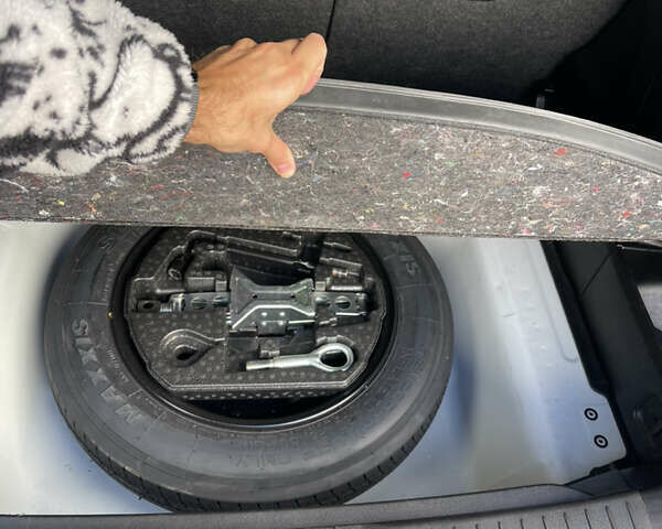 Білий Сузукі Вітара, об'ємом двигуна 1.59 л та пробігом 115 тис. км за 17000 $, фото 14 на Automoto.ua