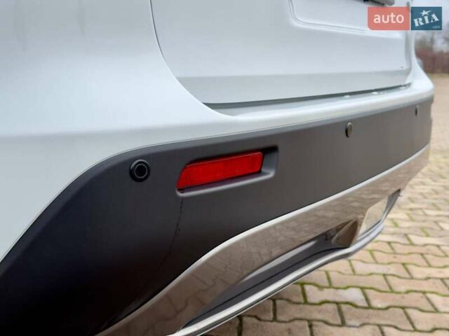 Белый Сузуки Витара, объемом двигателя 1.37 л и пробегом 52 тыс. км за 18300 $, фото 13 на Automoto.ua