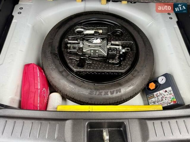 Белый Сузуки Витара, объемом двигателя 1.37 л и пробегом 52 тыс. км за 18300 $, фото 48 на Automoto.ua