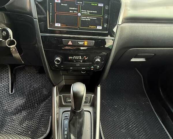 Белый Сузуки Витара, объемом двигателя 1.37 л и пробегом 149 тыс. км за 16400 $, фото 11 на Automoto.ua