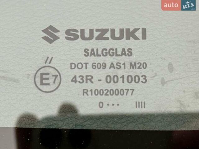 Белый Сузуки Витара, объемом двигателя 1.37 л и пробегом 52 тыс. км за 18300 $, фото 23 на Automoto.ua