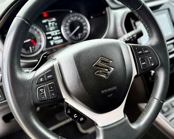 Белый Сузуки Витара, объемом двигателя 1.37 л и пробегом 52 тыс. км за 18300 $, фото 34 на Automoto.ua