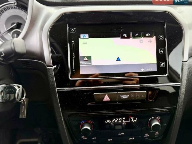 Белый Сузуки Витара, объемом двигателя 1.37 л и пробегом 52 тыс. км за 18300 $, фото 29 на Automoto.ua