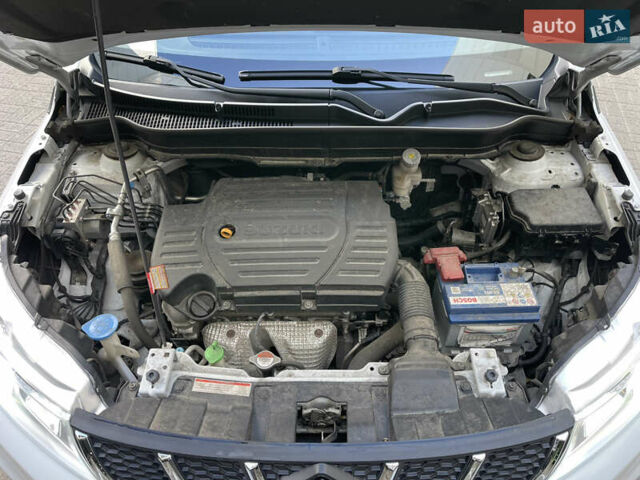 Білий Сузукі Вітара, об'ємом двигуна 1.59 л та пробігом 115 тис. км за 17000 $, фото 16 на Automoto.ua