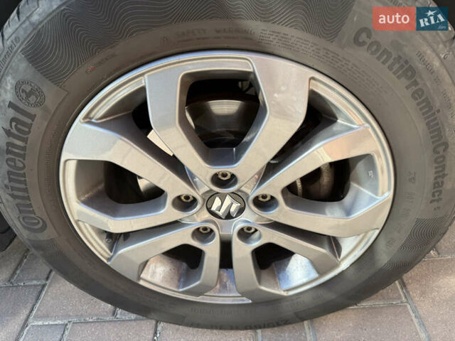 Сузуки Витара 2022 в Софіївська Борщагівка на Automoto.ua Белый Сузуки Витара, объемом двигателя 1.59 л и пробегом 68 тыс. км за 20500 $, фото 2 на Automoto.ua