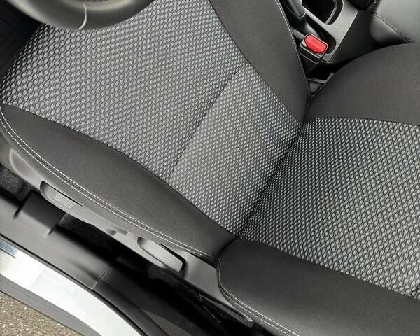 Білий Сузукі Вітара, об'ємом двигуна 1.59 л та пробігом 20 тис. км за 22500 $, фото 48 на Automoto.ua