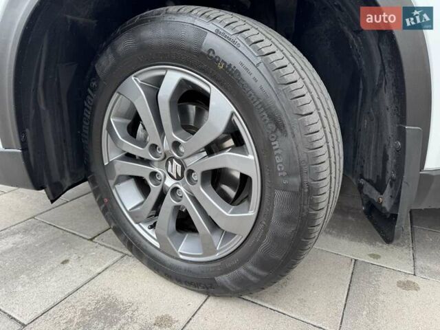 Білий Сузукі Вітара, об'ємом двигуна 1.59 л та пробігом 20 тис. км за 22500 $, фото 16 на Automoto.ua