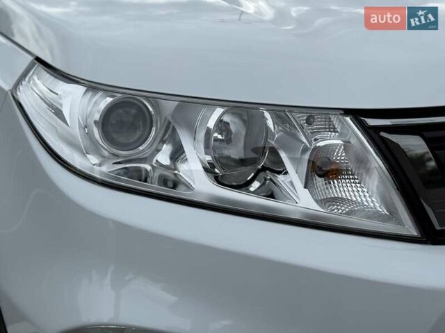 Білий Сузукі Вітара, об'ємом двигуна 1.59 л та пробігом 20 тис. км за 22500 $, фото 34 на Automoto.ua