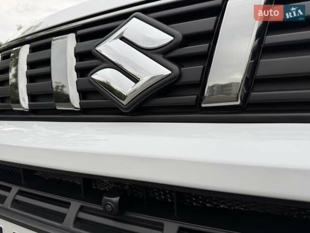 Білий Сузукі Вітара, об'ємом двигуна 1.59 л та пробігом 20 тис. км за 22500 $, фото 87 на Automoto.ua
