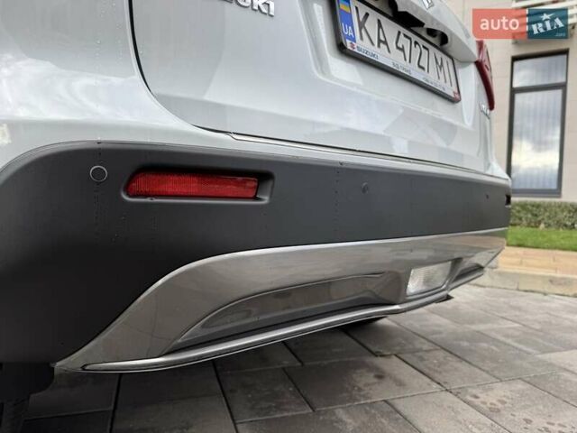Білий Сузукі Вітара, об'ємом двигуна 1.59 л та пробігом 20 тис. км за 22500 $, фото 7 на Automoto.ua