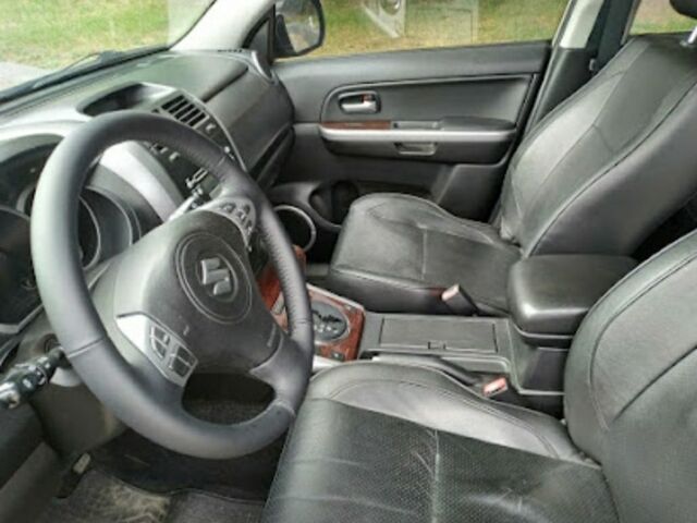 Бежевый Сузуки Витара, объемом двигателя 0 л и пробегом 213 тыс. км за 7200 $, фото 2 на Automoto.ua