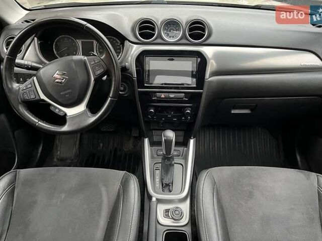 Бежевый Сузуки Витара, объемом двигателя 1.59 л и пробегом 175 тыс. км за 16000 $, фото 22 на Automoto.ua