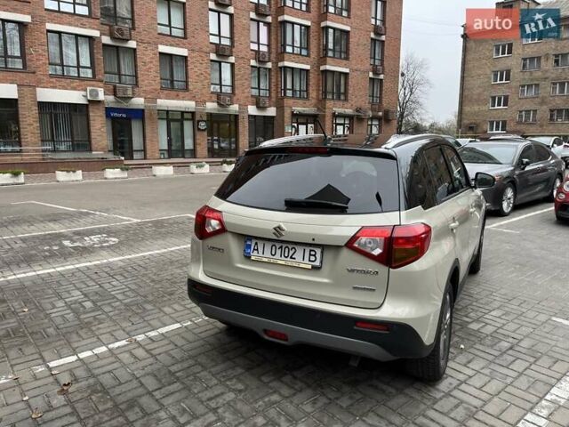 Бежевый Сузуки Витара, объемом двигателя 1.59 л и пробегом 175 тыс. км за 16000 $, фото 12 на Automoto.ua