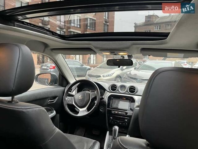 Бежевый Сузуки Витара, объемом двигателя 1.59 л и пробегом 175 тыс. км за 16000 $, фото 19 на Automoto.ua