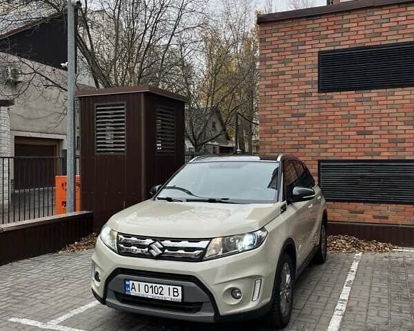 Бежевый Сузуки Витара, объемом двигателя 1.59 л и пробегом 175 тыс. км за 16000 $, фото 6 на Automoto.ua