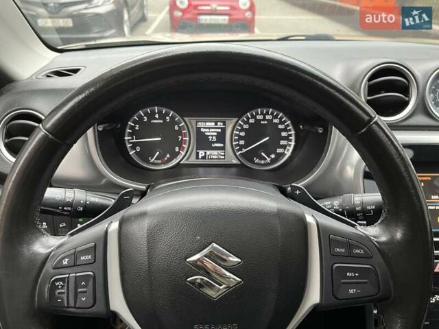 Бежевый Сузуки Витара, объемом двигателя 1.59 л и пробегом 175 тыс. км за 16000 $, фото 37 на Automoto.ua