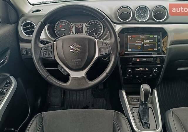 Бежевый Сузуки Витара, объемом двигателя 1.59 л и пробегом 176 тыс. км за 15577 $, фото 8 на Automoto.ua