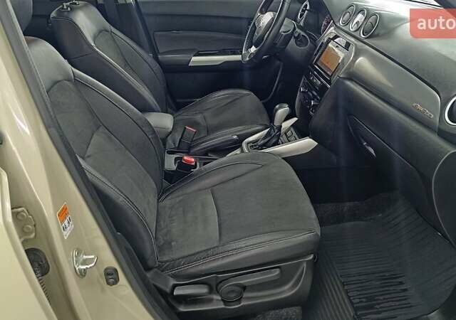 Бежевый Сузуки Витара, объемом двигателя 1.59 л и пробегом 176 тыс. км за 15577 $, фото 5 на Automoto.ua