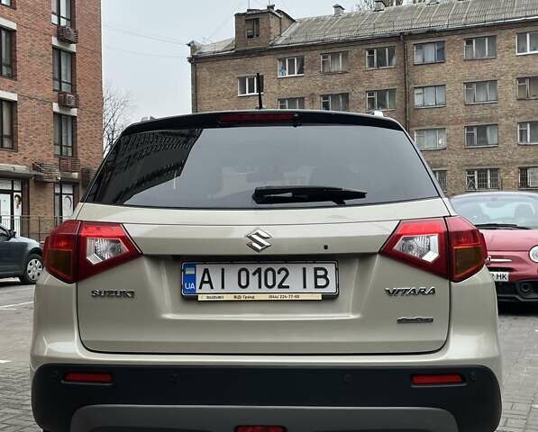 Бежевый Сузуки Витара, объемом двигателя 1.59 л и пробегом 175 тыс. км за 16000 $, фото 10 на Automoto.ua