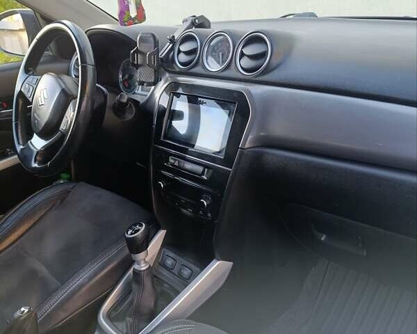 Бежевый Сузуки Витара, объемом двигателя 1.6 л и пробегом 263 тыс. км за 16200 $, фото 13 на Automoto.ua