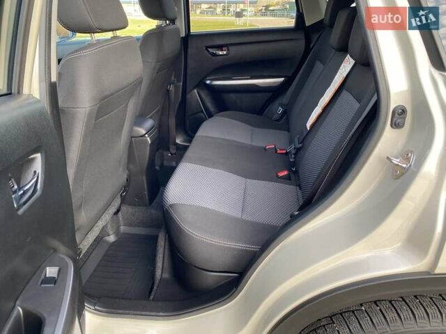 Бежевый Сузуки Витара, объемом двигателя 1.37 л и пробегом 22 тыс. км за 19600 $, фото 20 на Automoto.ua