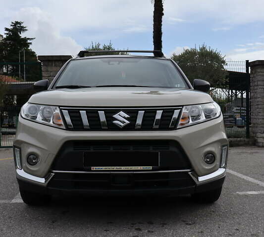 Бежевий Сузукі Вітара, об'ємом двигуна 1.37 л та пробігом 86 тис. км за 20500 $, фото 3 на Automoto.ua