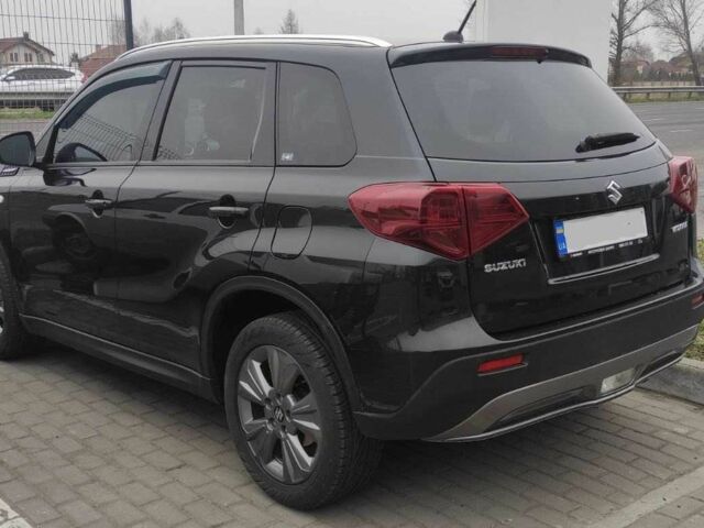 Чорний Сузукі Вітара, об'ємом двигуна 1 л та пробігом 93 тис. км за 15500 $, фото 2 на Automoto.ua