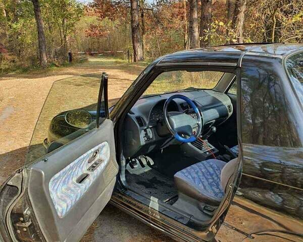 Черный Сузуки Витара, объемом двигателя 1.6 л и пробегом 185 тыс. км за 5500 $, фото 18 на Automoto.ua