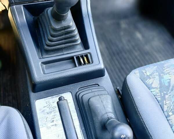 Черный Сузуки Витара, объемом двигателя 1.6 л и пробегом 185 тыс. км за 5500 $, фото 13 на Automoto.ua